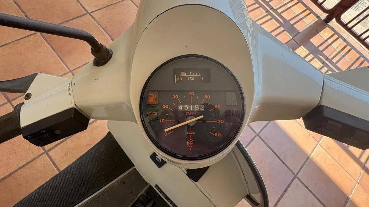 Piaggio Vespa 50 PK  (6)