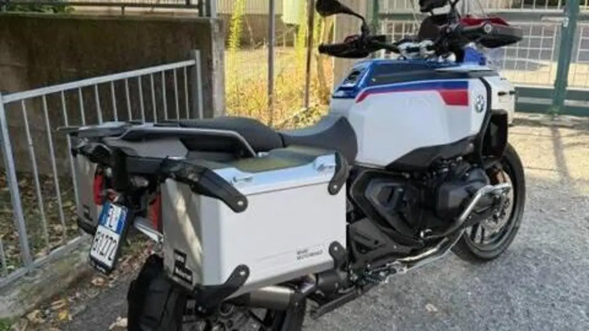 Bmw R 1300 GS Adventure Trophy (2025 - 26)  (2)