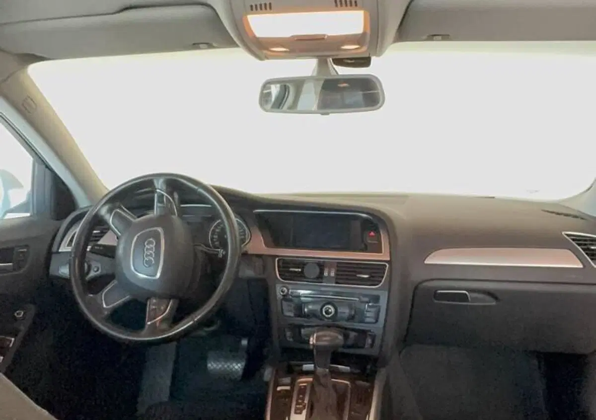 Audi A4 Avant 2.0 TDI 177CV mult. Advanced (7)