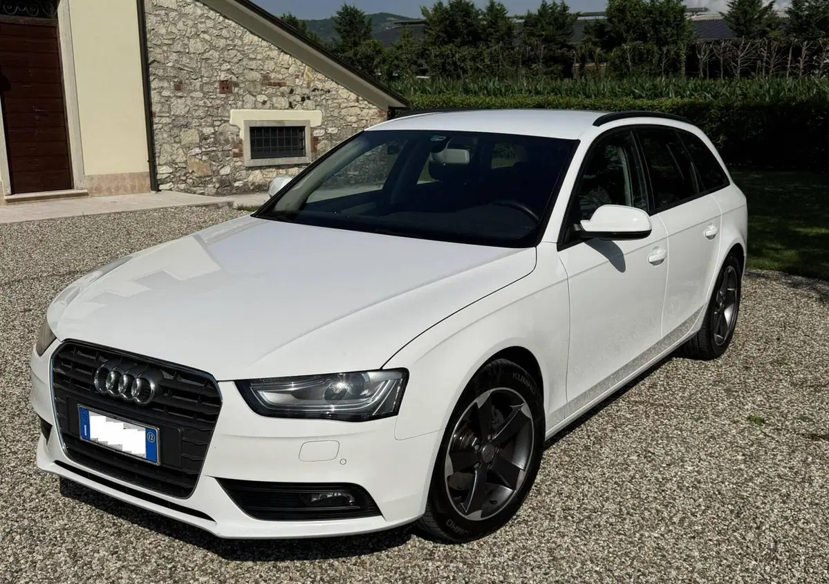 Audi A4 Avant 2.0 TDI 177CV mult. Advanced