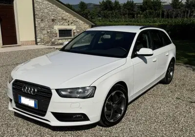 Audi A4 Avant 2.0 TDI 177CV mult. Advanced
