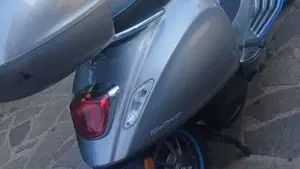 Vespa Vespa Elettrica (2018 - 19)  (3)