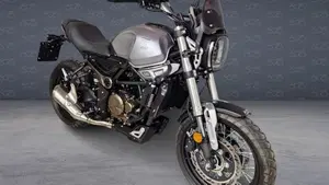 Voge Trofeo 300AC (2021 - 26)  (2)