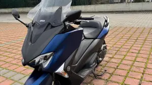 Yamaha T-Max 530 SX (2017 - 19)  (2)