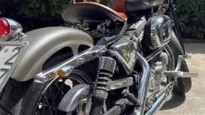 Harley-Davidson 883 Custom (1998 - 00) - XL 53C  (5)