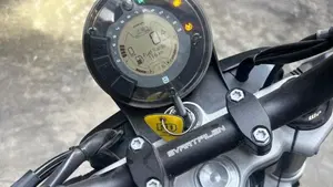 Husqvarna Svartpilen 701 (2019)  (5)