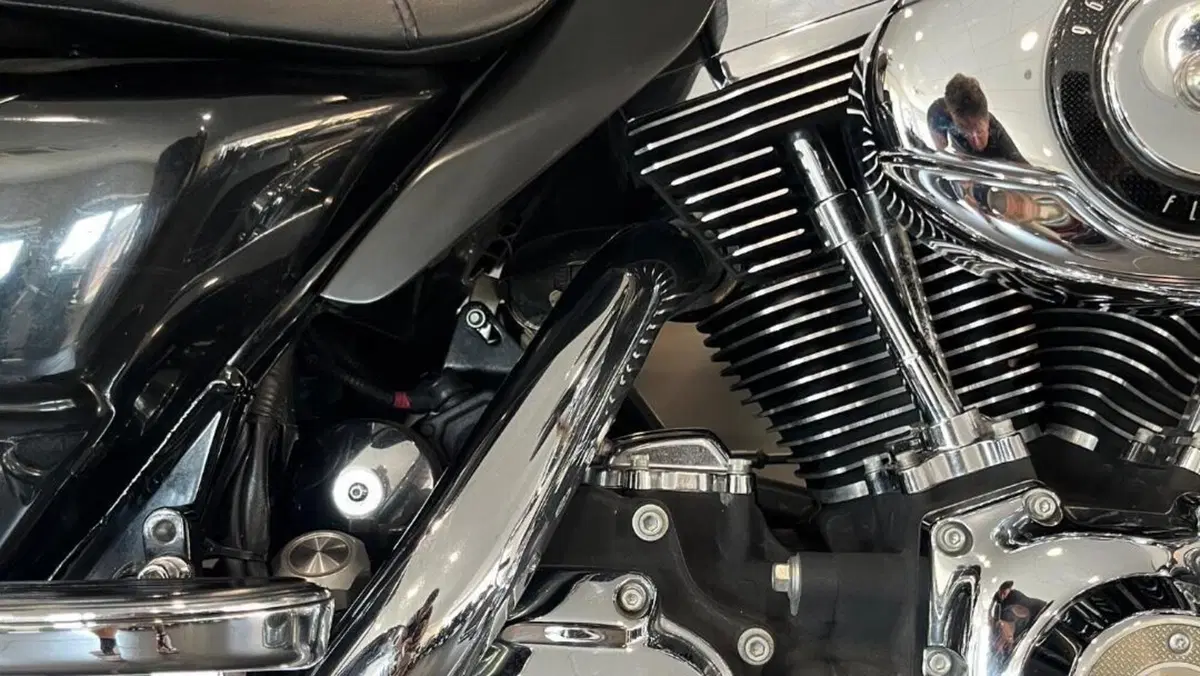 Harley-Davidson 1584 Street Glide (2007) - FLHX  (8)