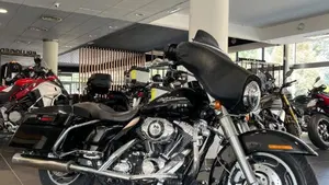 Harley-Davidson 1584 Street Glide (2007) - FLHX  (17)