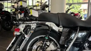 Harley-Davidson 1584 Street Glide (2007) - FLHX  (20)