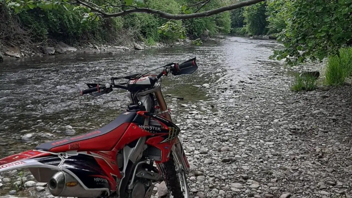 Honda CRF 250R (2013)  (3)