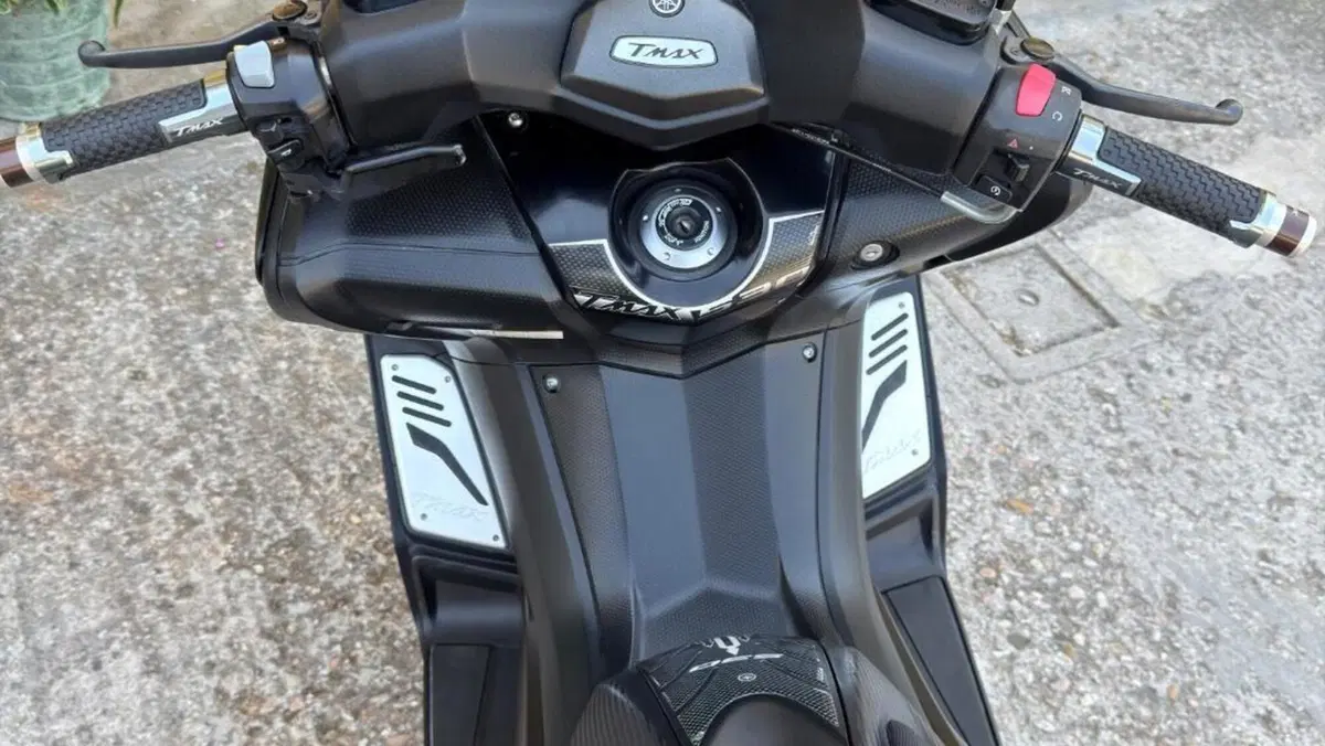 Yamaha T-Max 530 (2012 - 14)  (12)