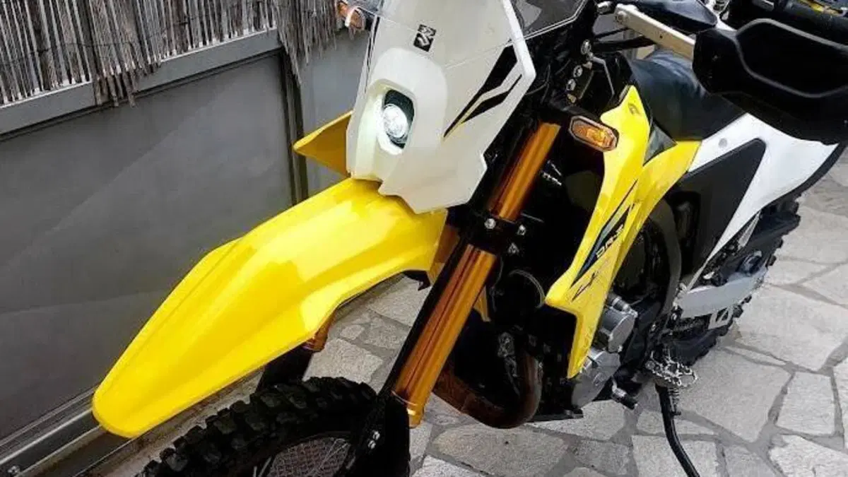 Suzuki DR-Z4S (2025 - 26)  (3)