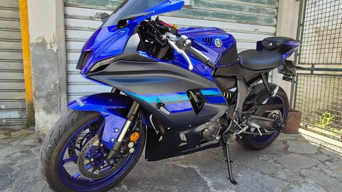 Yamaha YZF R7 (2021 - 25) 
