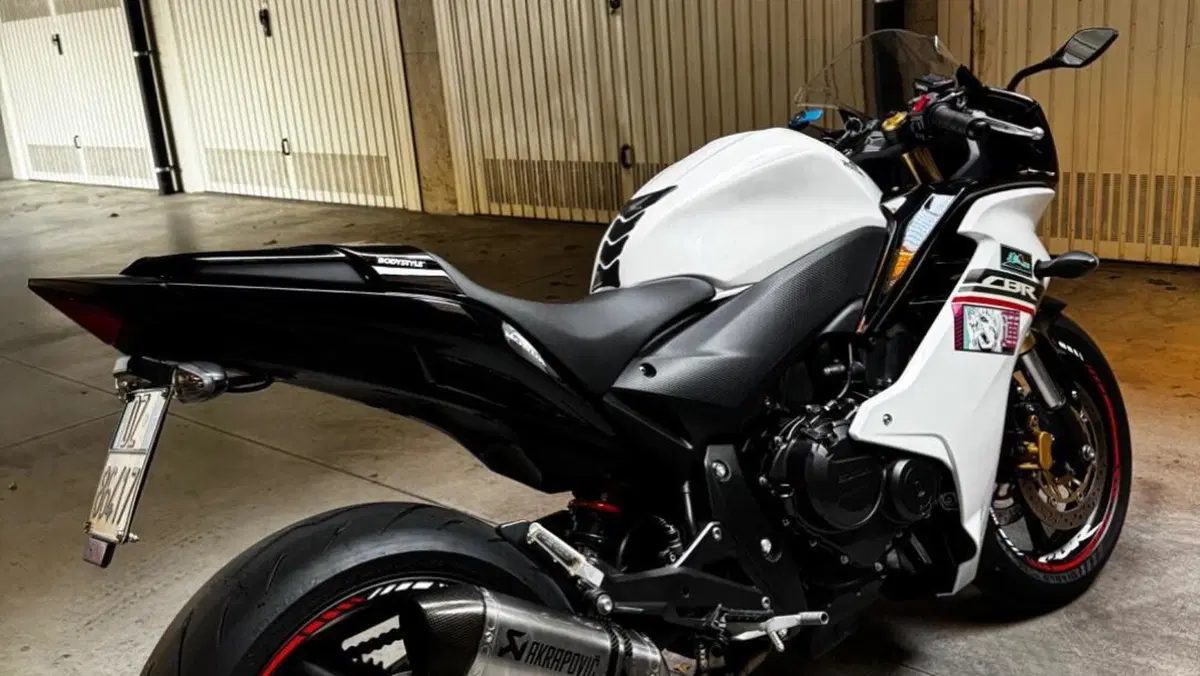 Honda CBR 600 F ABS (2011 - 13)  (2)