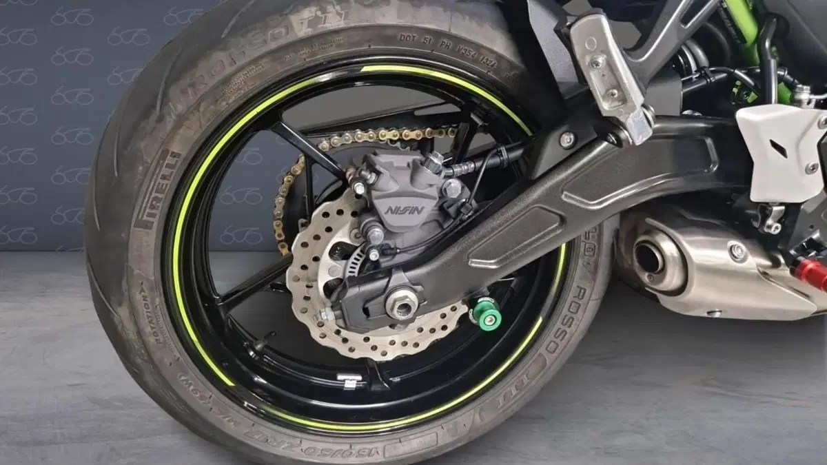 Kawasaki Z 650 (2020)  (6)