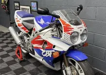 All'asta la Honda Fireblade di James May: il lato "veloce" di Captain Slow