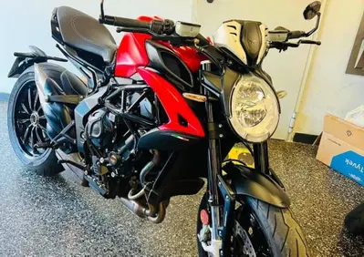 MV Agusta Dragster 800 Rosso (2021 - 23) - Annuncio 10084255