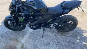 Kawasaki Z 800 ABS (2012 - 16)  (4)