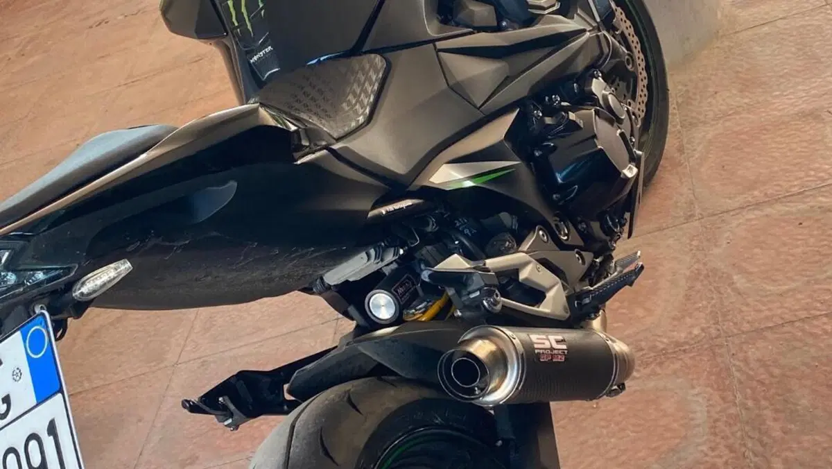 Kawasaki Z 800 ABS (2012 - 16)  (6)