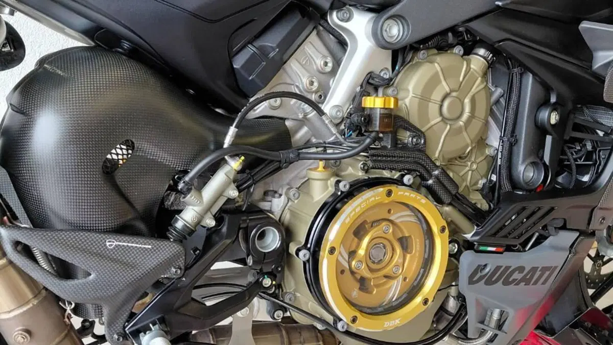 Ducati Streetfighter V4 S (2023 - 24)  (3)