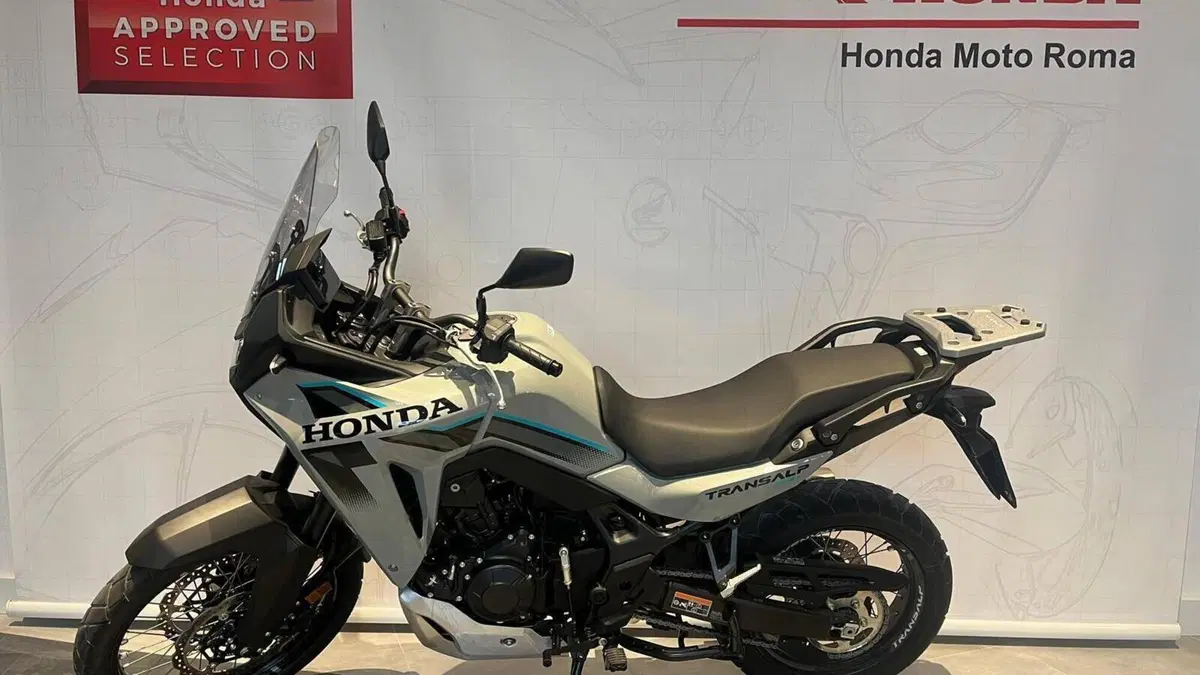 Honda Transalp XL750 (2026)  (2)