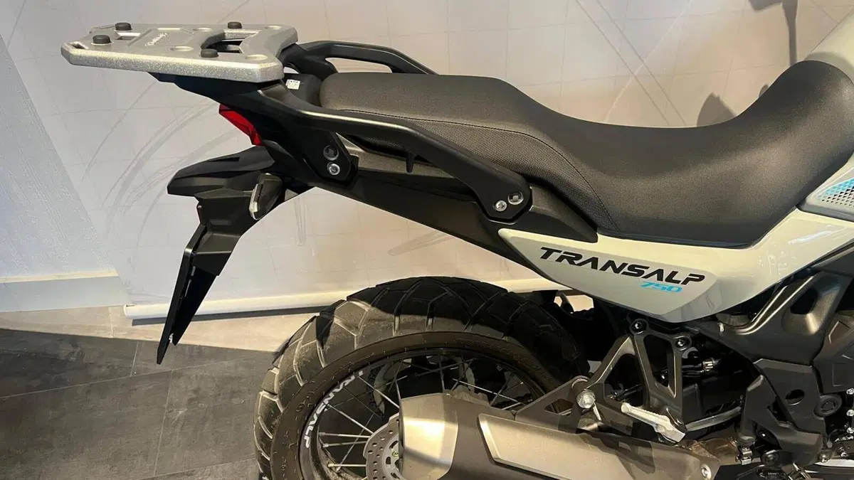 Honda Transalp XL750 (2026)  (6)