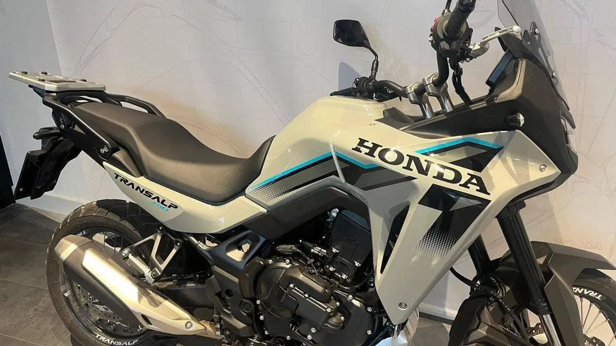 Honda Transalp XL750 (2026)  (3)