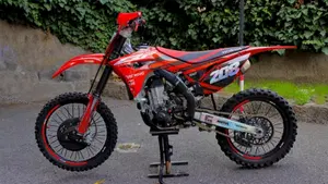 Honda CRF 450R (2020)  (7)