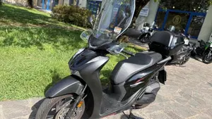Honda SH 150i Sport (2024 - 25)  (2)