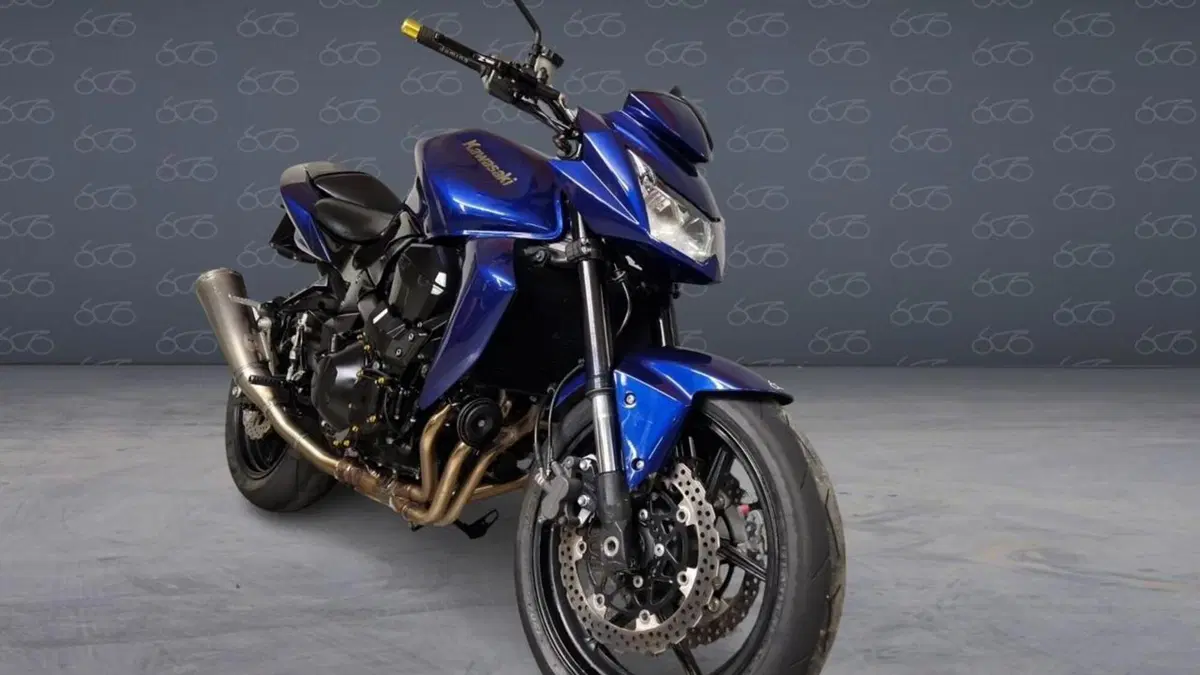 Kawasaki Z 750 (2007 - 14)  (2)