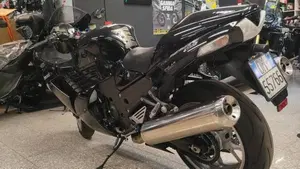 Kawasaki ZZR 1400 (2006 - 11)  (3)