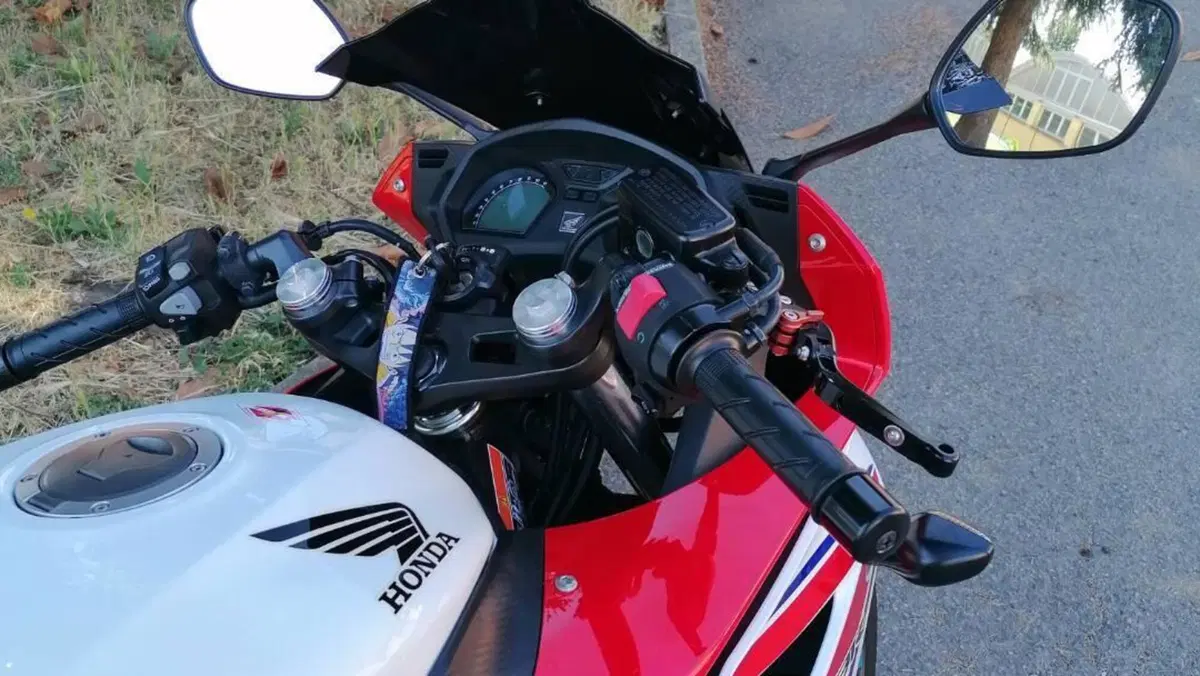 Honda CBR 650 F ABS (2014 - 17)  (6)