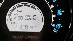 Royal Enfield Meteor 350 (2021 - 26)  (6)