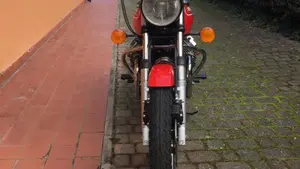 Moto Guzzi   (8)