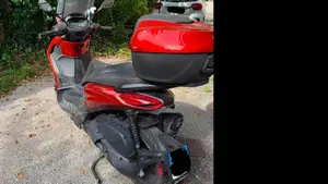 Piaggio Beverly 400 S ABS-ASR (2021 - 24)  (8)