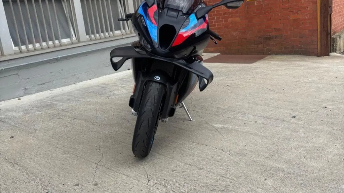 Bmw M 1000 RR (2025 - 27)  (4)