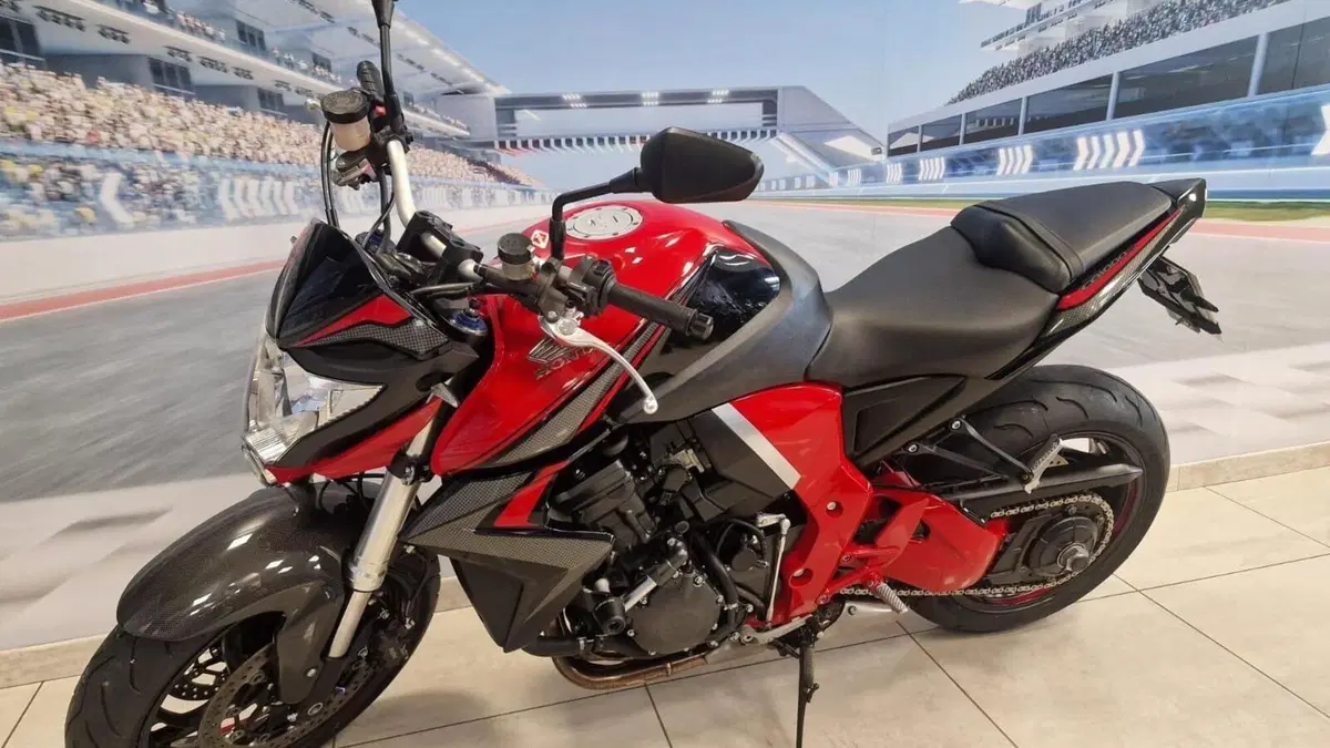 Honda CB 1000 R ABS (2011 - 17)  (4)
