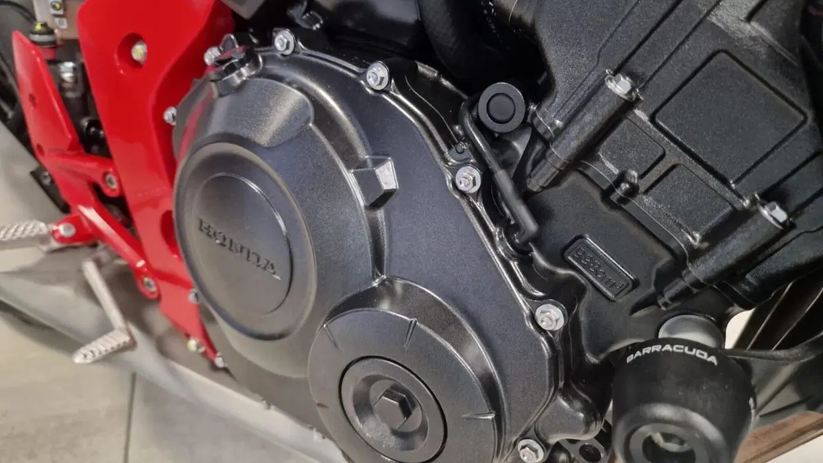 Honda CB 1000 R ABS (2011 - 17)  (6)
