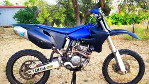 Yamaha YZ 250 F (2005)  (8)
