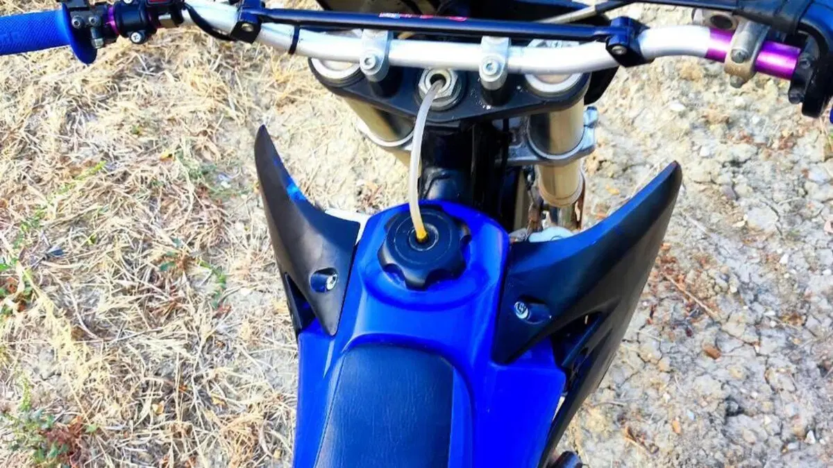 Yamaha YZ 250 F (2005)  (9)