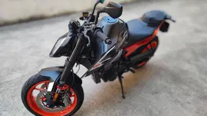 KTM 890 Duke GP (2022 - 23)  (15)