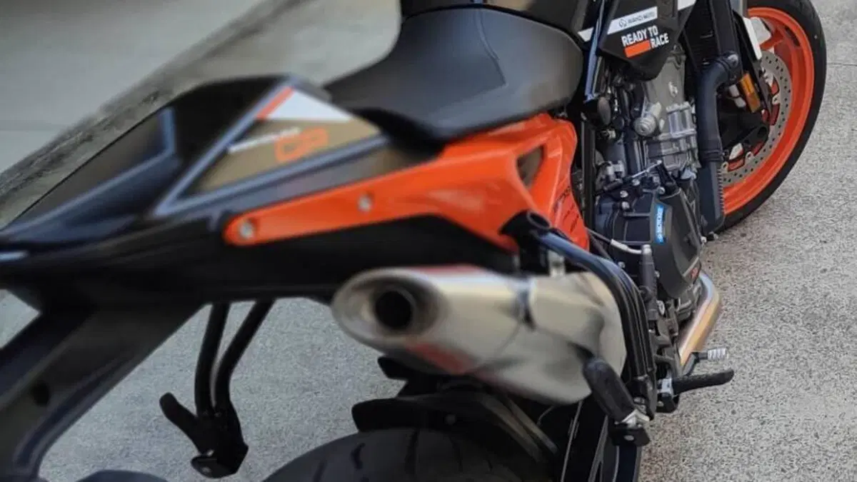 KTM 890 Duke GP (2022 - 23)  (4)