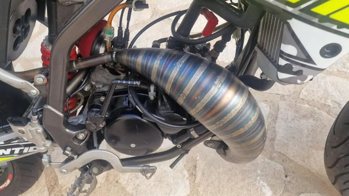 Fantic Motor Motard 50 Performance 2t (2020)  (4)