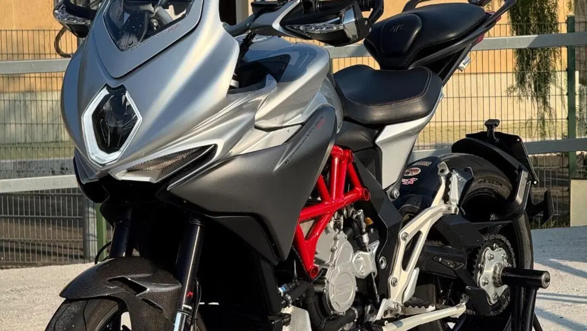 MV Agusta Turismo Veloce 800 (2014 - 16)  (12)