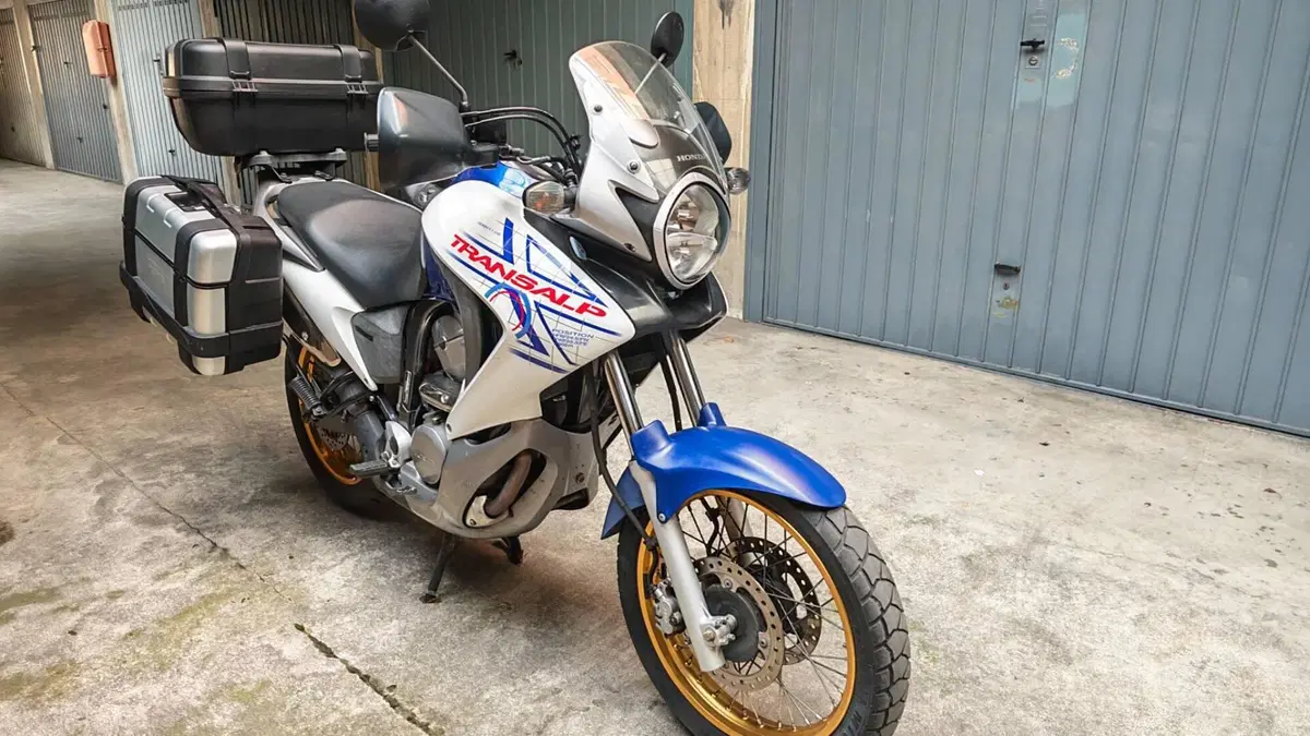 Honda Transalp XL 700 V (2007 - 2013)  (3)