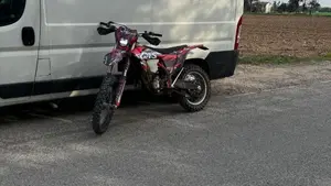 GASGAS EC 250 F (2022)  (3)