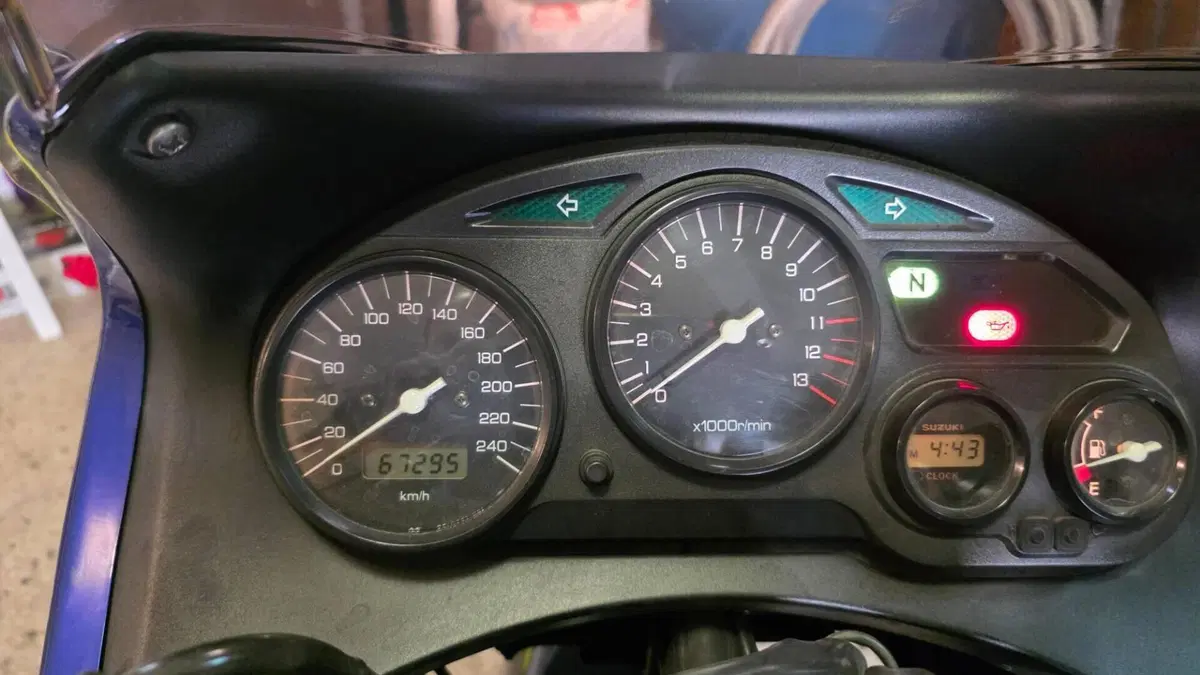 Suzuki GSX 600 F (1998- 05)  (3)