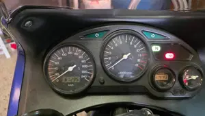 Suzuki GSX 600 F (1998- 05)  (3)