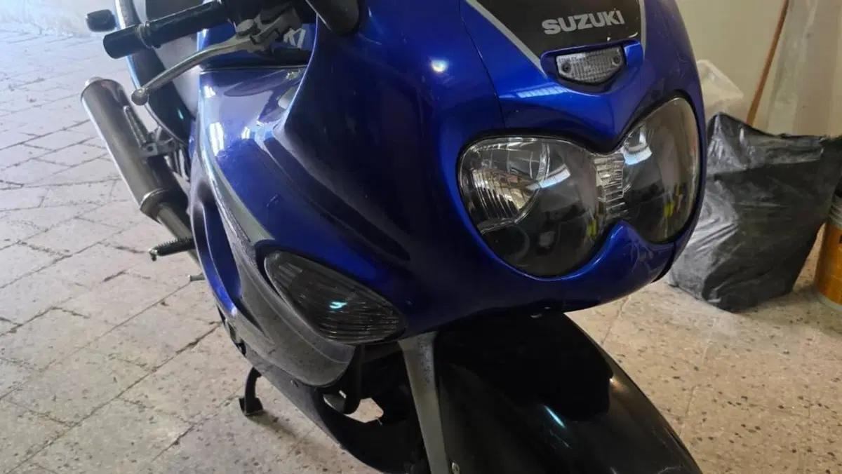 Suzuki GSX 600 F (1998- 05)  (5)