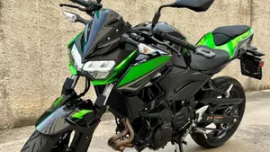 Kawasaki Z 400 (2023) 